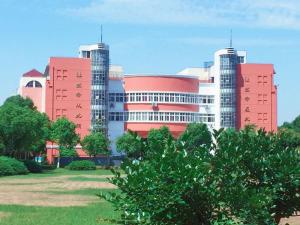 昆山教育雙星 上交南洋學校與花橋中心校的辦學特色探析